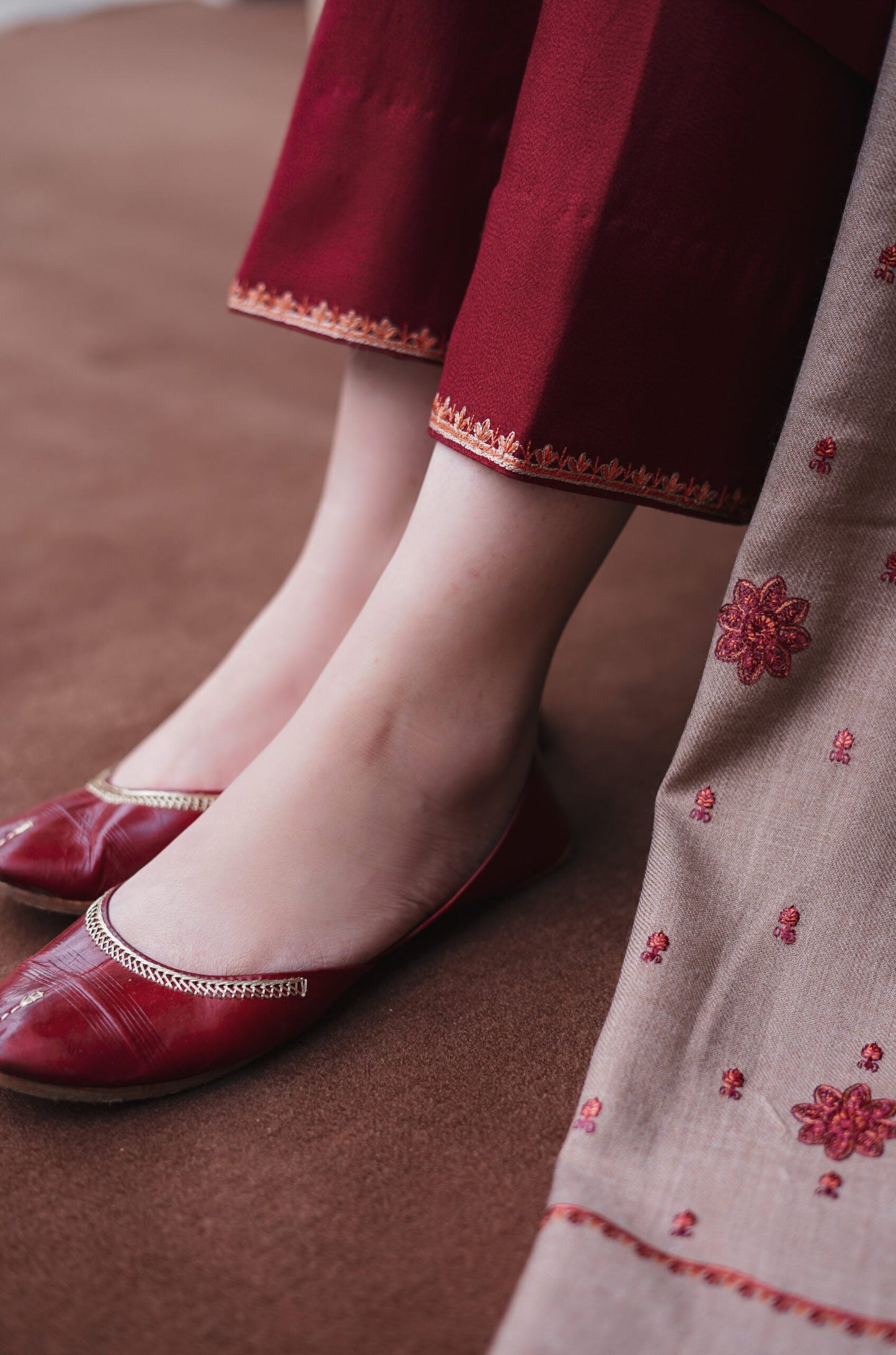 Aisling Dhanak 3Pcs Embroidered Winter Collection | AS-523